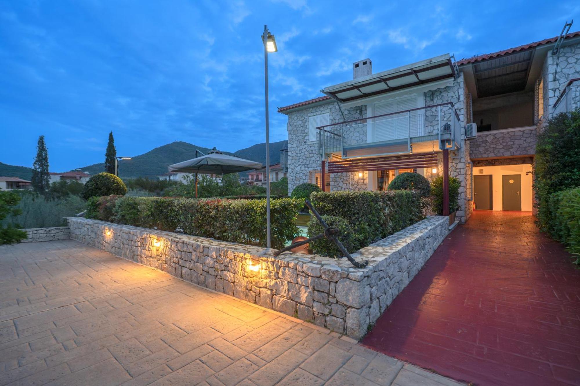 Tyros Boutique Houses Villas Exterior photo